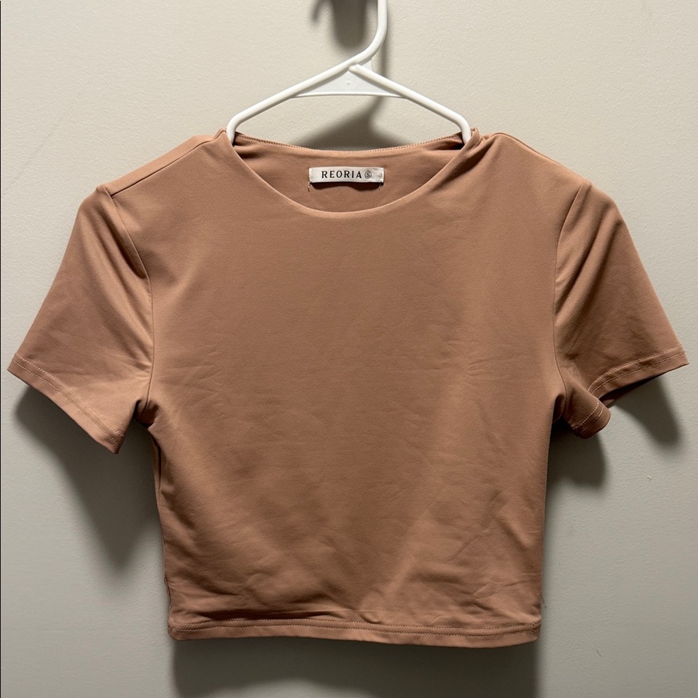 ReoRia Women's Short Sleeve blush/tan size small